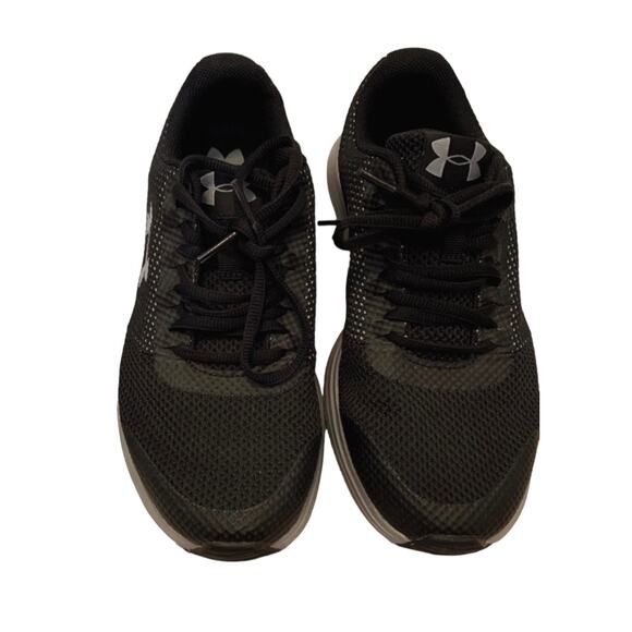 UNDER ARMOUR WOMEN’S SURGE RUNNING SHOE in Black and Gray Size 9 - Picture 5 of 7